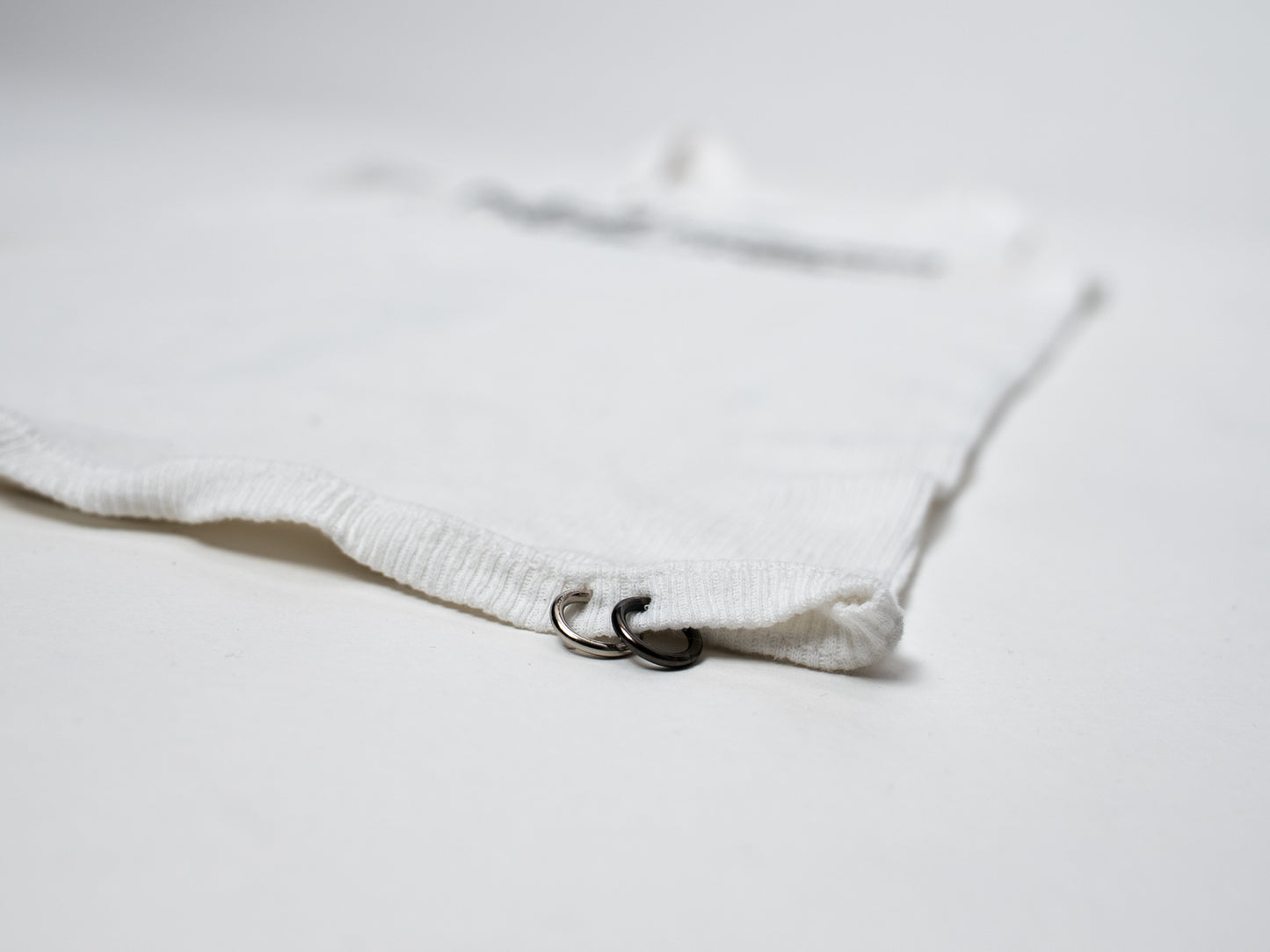 PAS DE  PAPARAZZI TANK TOP